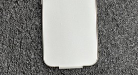 Mint
													Apple iPhone 15 - Unlocked, Yellow, 256 GB, A2846, photo 2 of 5