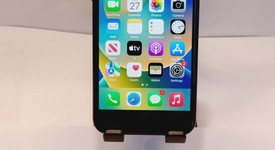 Mint
													Apple iPhone SE 3rd Gen 2022 - Unlocked, Starlight, 64 GB, A2595, photo 1 of 6