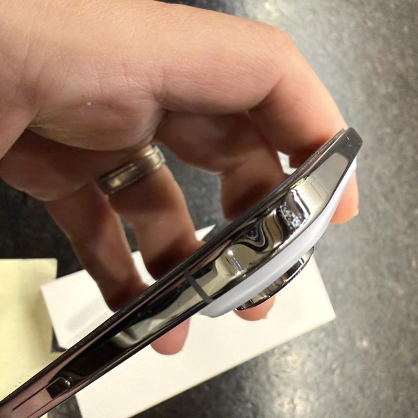 Apple iPhone Air - Unlocked, 512 GB, Sky Blue, A3260