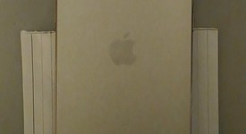 Mint
													Apple iPhone Air - Cricket, Light Gold, 256 GB, A3260, photo 2 of 7