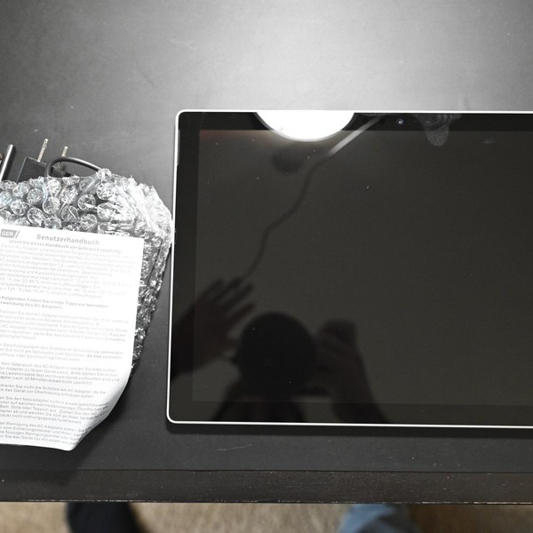 Microsoft Surface Pro 5 (2017) - Wi-Fi, Silver, 256 GB, 8 GB