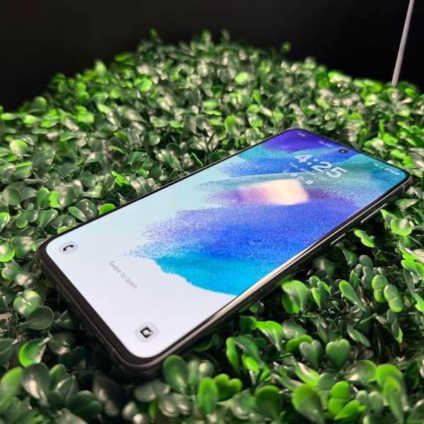 Samsung Galaxy S21 FE 5G - Unlocked, Graphite, 128 GB, 6 GB, SM-G990U1