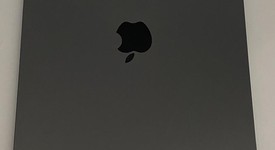 Good
													Apple iPad Pro 11" 2nd Gen 2020 - Unlocked, Gray, 256 GB, A2068, photo 5 of 5
