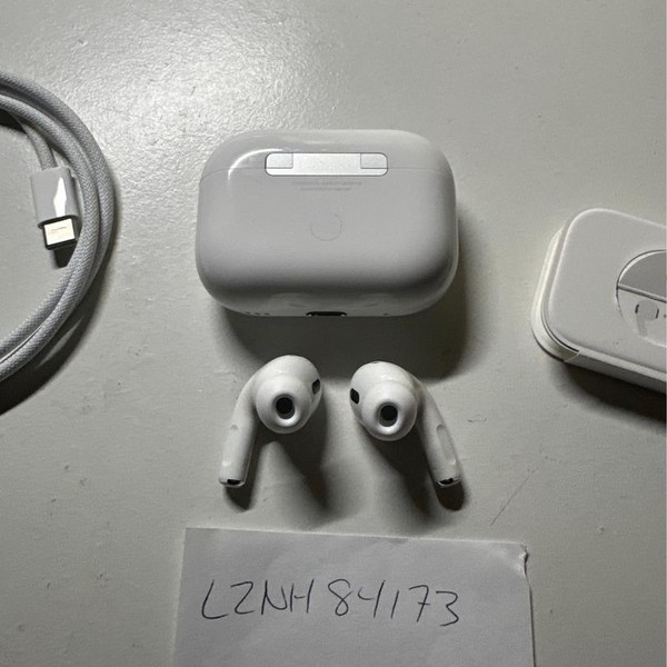 Apple AirPods Pro 2 - USB-C