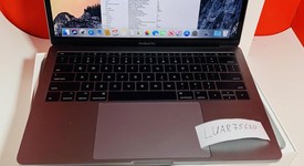 Mint
													MacBook Pro 2017 (No Touch Bar) - 13" - Gray, 512 GB, 16 GB, photo 1 of 10