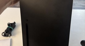 Mint
													Xbox Series X (2020) - Black, 1 TB, standard, photo 5 of 5