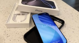 Mint
													Apple iPhone 16 Pro - Unlocked, Black, 128 GB, A3083, photo 1 of 6