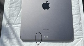 Good
													Apple iPad Pro 11" 4th Gen 2022 - Unlocked, Gray, 128 GB, photo 2 of 7