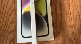 Mint
													Apple iPhone 14 - T-Mobile, Starlight, 128 GB, A2649, photo 4 of 6