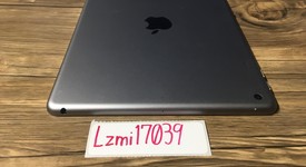 Good
													Apple iPad 5th Gen - Wi-Fi, Gray, 128 GB, A1822, photo 5 of 7