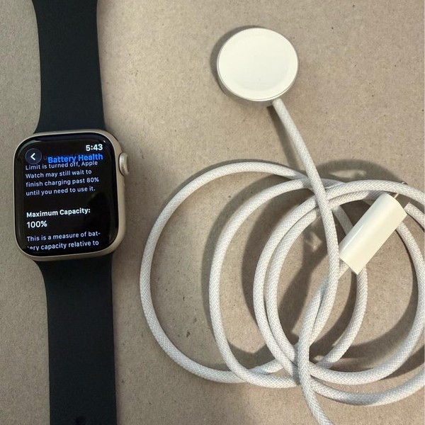 Apple Watch Series 9 41mm - Silver, A2978 - GPS, Aluminum