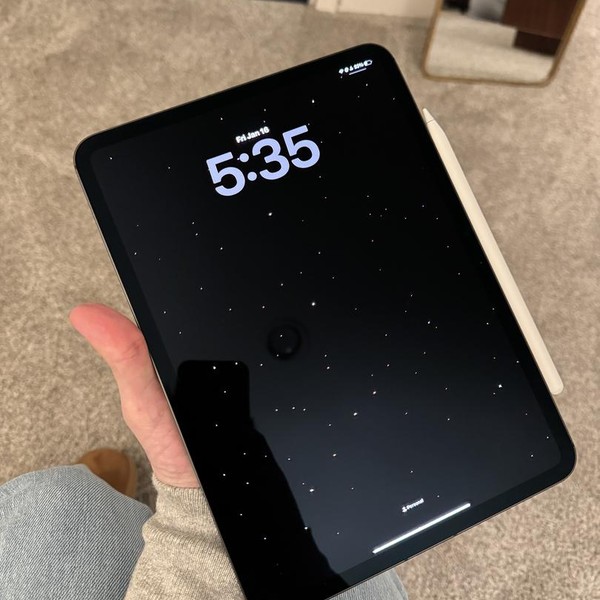 Apple iPad Pro 11 inch (M4) 2024 - Verizon, Black, 256 GB, 8 GB, A2837, Standard Glass