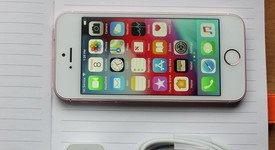 Mint
													Apple iPhone SE 1st Gen 2016 - AT&T, Rose Gold, 64 GB, A1662, photo 1 of 12
