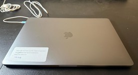 Fair
													MacBook Pro 2018 (With Touch Bar) - 15" - I7, Gray, 512 GB, 16 GB, photo 2 of 6