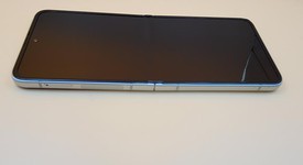 Good
													Samsung Galaxy Z Flip3 5G - Unlocked, Cream, 128 GB, 8 GB, SM-F711U1, photo 5 of 7