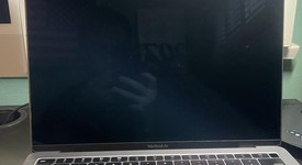 Good
													MacBook Air 2018 - 13" - I5, Silver, 256 GB, 8 GB, photo 4 of 21