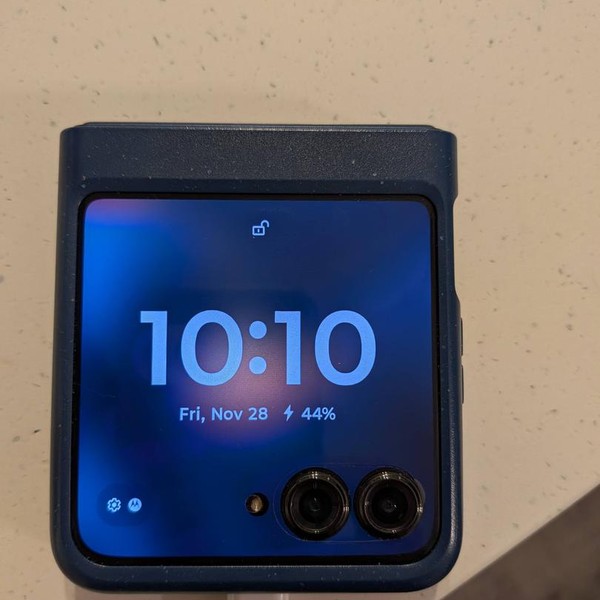 Motorola Razr (2025) - T-Mobile, 256 GB, Blue, 8 GB