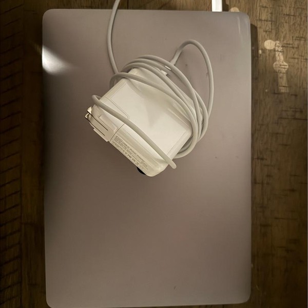 MacBook Pro 2020 - 13 inch - 512 GB, Gray, 8 GB, Intel Core i5