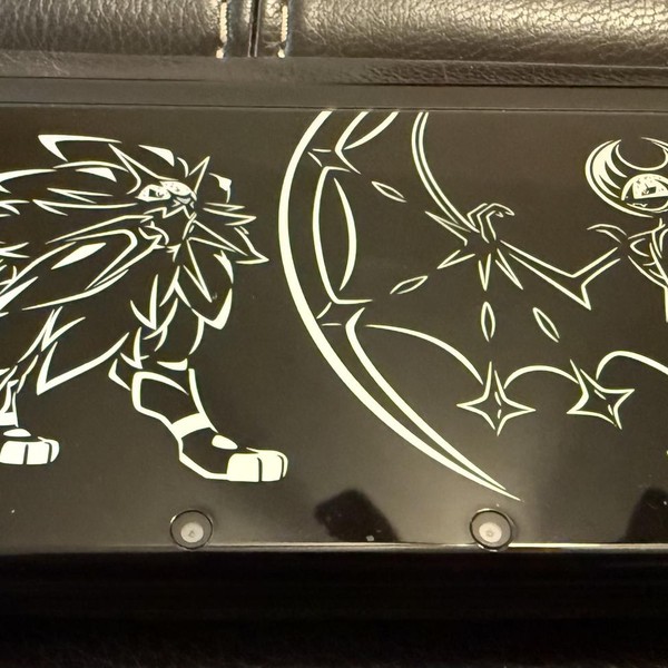 New Nintendo 3DS XL - 1 GB, Black, Solgaleo Lunala Black Edition