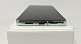 Good
													Google Pixel 8 Pro - Unlocked, Mint, 128 GB, 12 GB, G1MNW, mmWave 5G, photo 3 of 9