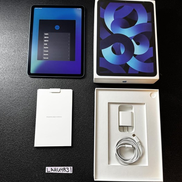 Apple iPad Air (5th Gen) - Wi-Fi, 64 GB, Blue, A2588