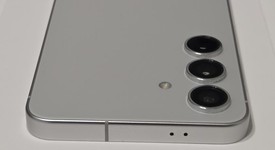 Good
													Samsung Galaxy S24 - T-Mobile, Gray, 256 GB, 8 GB, SM-S921U, photo 5 of 8