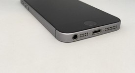 Good
													Apple iPhone SE 1st Gen 2016 - Sprint, Grey, 16 GB, A1723, photo 5 of 12