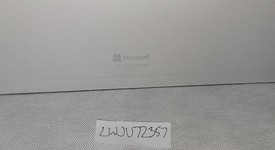 Good
													Microsoft Surface Pro 5 (2017) - Wi-Fi, Silver, 128 GB, 4 GB, photo 5 of 5