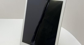 Good
													Apple iPad 5th Gen - Wi-Fi, Silver, 32 GB, A1822, photo 2 of 5