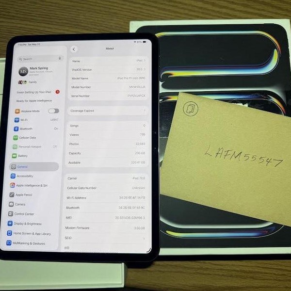 Apple iPad Pro 11 inch (M4) 2024 - Unlocked, 256 GB, Black, 8 GB, A2837, Standard Glass