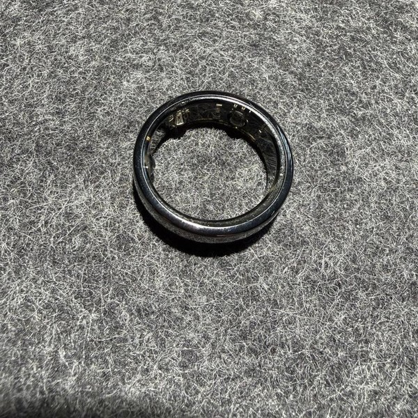 Oura Ring Gen 3 - Black, Size 13, Horizon