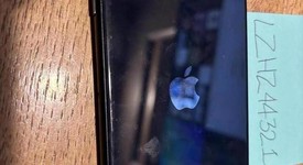 Fair
													Apple iPhone SE 3rd Gen 2022 - Verizon, Midnight, 128 GB, A2595, photo 4 of 9