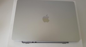 Mint
													MacBook Air 2024 (M3) - 15" - Apple M3, Silver, 512 GB, 8 GB, 10-core GPU, photo 4 of 16