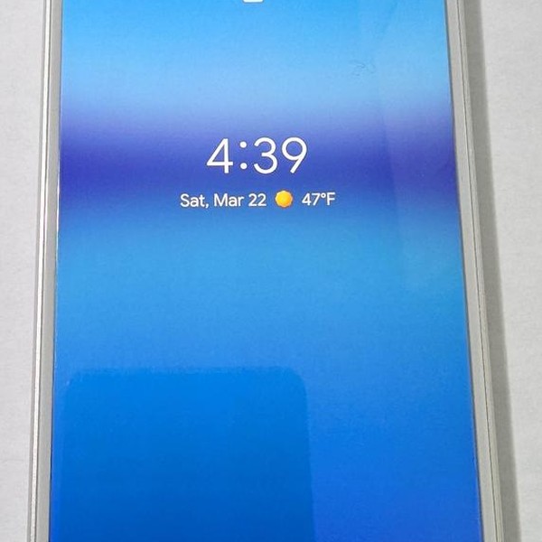 Google Pixel XL - Unlocked, 128 GB, Silver, 4 GB, Google Edition