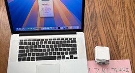 Good
													MacBook Pro 2015 (Retina) - 15" - Silver, 512 GB, 16 GB, photo 1 of 9