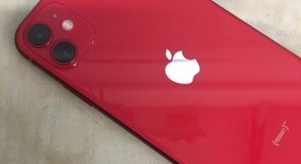 Fair
													Apple iPhone 11 - AT&T, Red, 64 GB, A2111, photo 4 of 7