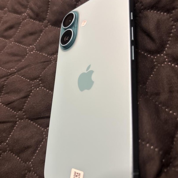 Apple iPhone 16 - Unlocked, 256 GB, Teal, A3081