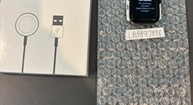 Mint
													Apple Watch SE 3rd Gen 40mm - Unlocked, Midnight, A3326 - Cellular, photo 1 of 6