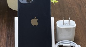 Fair
													Apple iPhone 13 - Unlocked, Midnight, 128 GB, A2482, photo 1 of 8