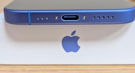 Mint
													Apple iPhone 16 - Verizon, Ultramarine, 128 GB, A3081, photo 4 of 8