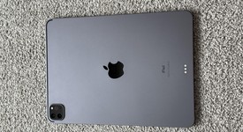 Good
													Apple iPad Pro 11" 2nd Gen 2020 - Wi-Fi, Gray, 256 GB, A2228, photo 3 of 4