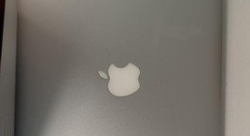 Fair
													MacBook Air 2017 - 13" - I5, Silver, 128 GB, 8 GB, photo 1 of 6