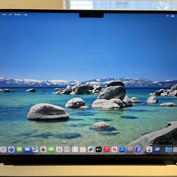 MacBook Pro Late 2023 (M3) - 16 inch - 512 GB, Silver, 18 GB, Apple M3 Pro 12-core, 18-core GPU