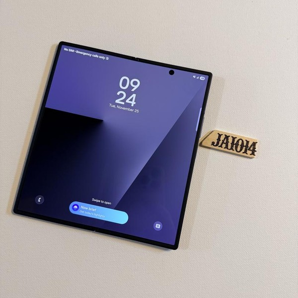 Samsung Galaxy Z Fold7 - Unlocked, 256 GB, Jetblack, 12 GB, SM-F966U1