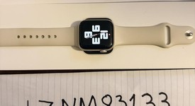 Good
													Apple Watch SE 2nd Gen 40mm - Starlight, A2722 - GPS, Aluminum, photo 2 of 5