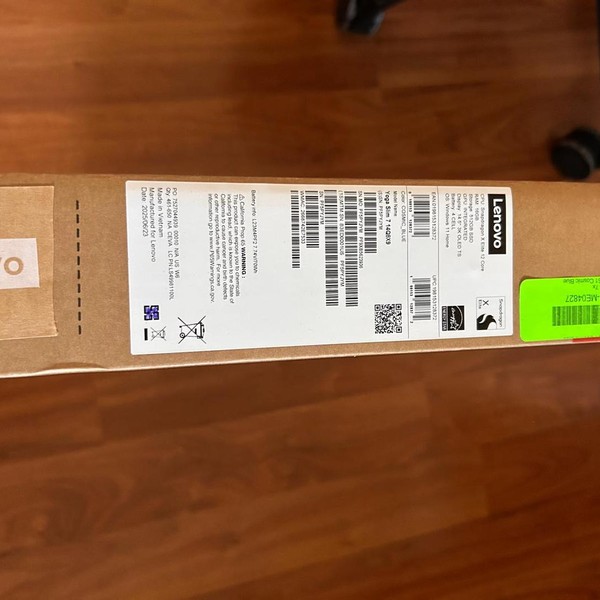 Lenovo Yoga Slim 7x - 512 GB, Blue, 16 GB, Snapdragon X Elite