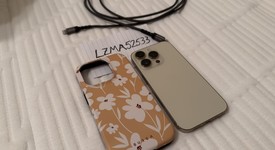 Fair
													Apple iPhone 14 Pro - Unlocked, Gold, 256 GB, A2650, photo 2 of 12