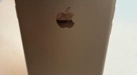 Good
													Apple iPhone 7 - Unlocked, Gold, 32 GB, A1660, photo 4 of 8