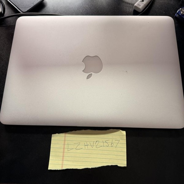 MacBook Pro 2015 (Retina) - 13 inch - 256 GB, Silver, 8 GB