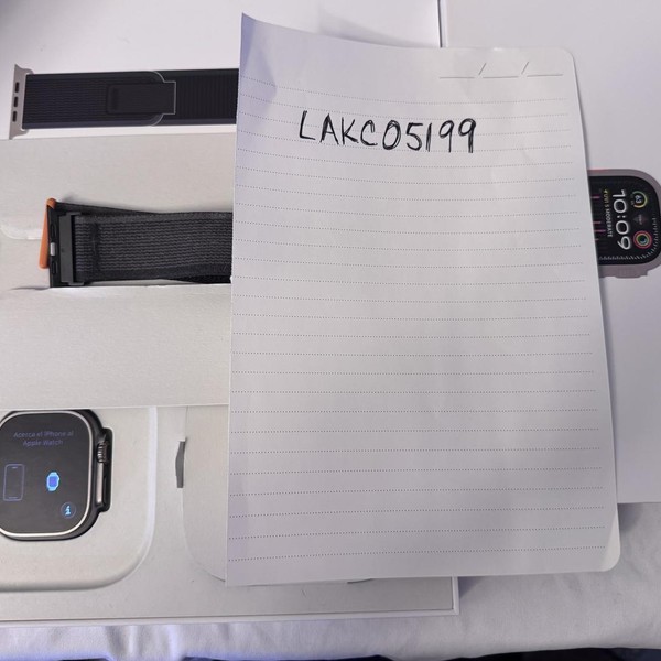 Apple Watch Ultra 2 49mm - Unlocked, Natural, A2986